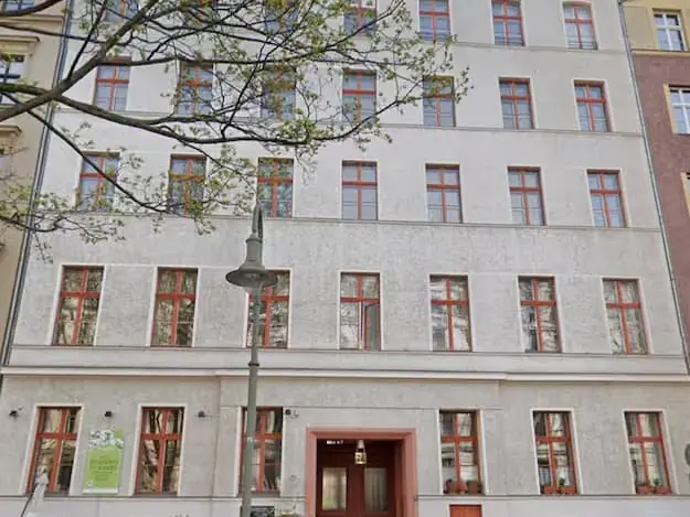 Altbau der Denkfabrik in der Kollwitzstraße 76 in Berlin
